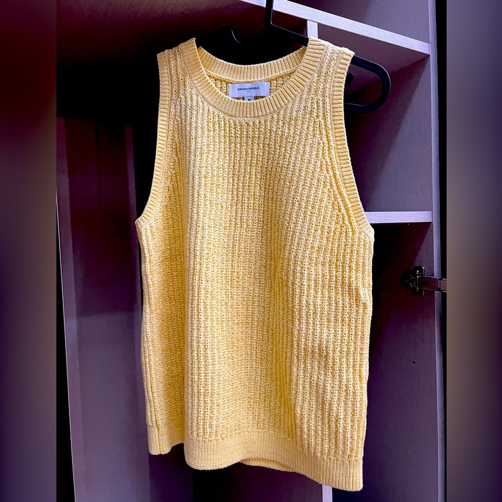 Banana Republic factory TEXTURED RIBBED SWEATER TANK